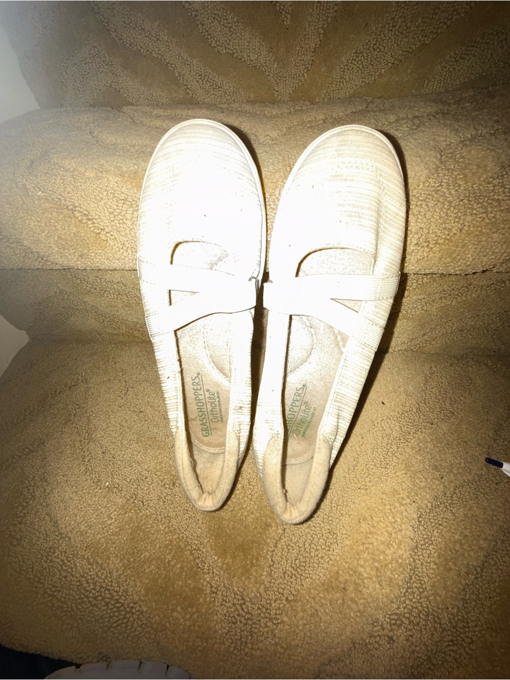 Grasshoppers Women’s Slip-On Comfort Flats in Off-White ortholike  6 1/2 M